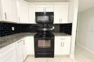3201 River Grove Dr, Tampa, FL 33610 - Photo 23