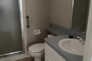 37414 Castleberry Dr, Zephyrhills, FL 33542 - Photo 9