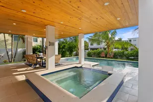 2203 Avenue B, Bradenton Beach, FL 34217 - Photo 5