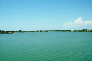 7665 Sun Island Dr S, South Pasadena, FL 33707 - Photo 19