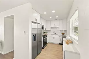 6790 32nd Ave N, Saint Petersburg, FL 33710 - Photo 11