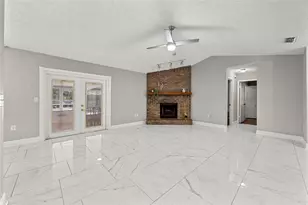 3878 Feather Dr, Lakeland, FL 33812 - Photo 11