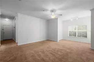 18525 Bridle Club Dr, Tampa, FL 33647 - Photo 7