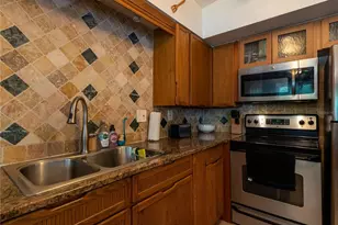 608 Pent St, Tarpon Springs, FL 34689 - Photo 17