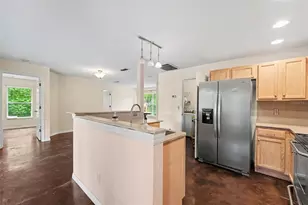 7295 Centerwood Ave, Spring Hill, FL 34606 - Photo 5
