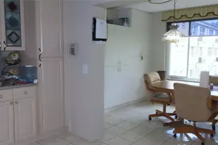 2402 Ecuadorian Way, Clearwater, FL 33763 - Photo 11