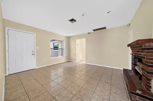 2985 St Charles St, Fort Myers, FL 33916 - Photo 5