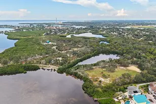 704 Bayshore Dr, Tarpon Springs, FL 34689 - Photo 71