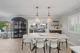 704 Bayshore Dr, Tarpon Springs, FL 34689 - Photo 25