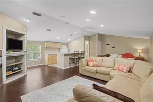 906 Lake Sapphire Ln, Lutz, FL 33548 - Photo 43