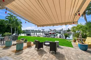 245 116th Ave, Treasure Island, FL 33706 - Photo 3