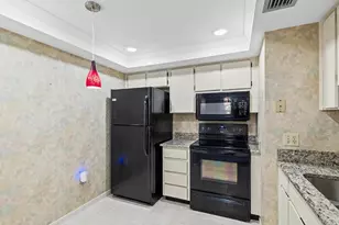 2971 Estancia Blvd, Clearwater, FL 33761 - Photo 5