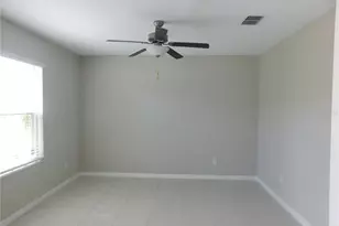 238 Argyll Dr, Spring Hill, FL 34609 - Photo 5