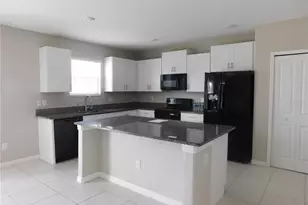 238 Argyll Dr, Spring Hill, FL 34609 - Photo 3