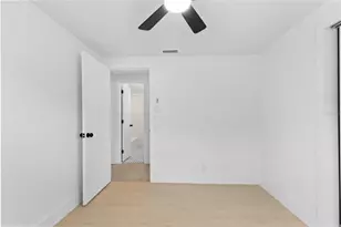 1523 W Broad St, Tampa, FL 33604 - Photo 17