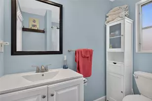 1420 Gray St S, Gulfport, FL 33707 - Photo 17