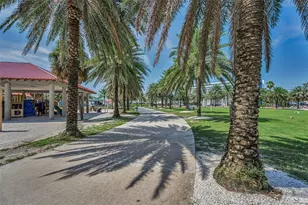 673 Bay Esplanade, Clearwater, FL 33767 - Photo 47