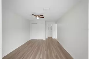 280 Boca Ciega Point Blvd S, Saint Petersburg, FL 33708 - Photo 11
