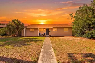 4075 38th Ave N, Saint Petersburg, FL 33713 - Photo 1