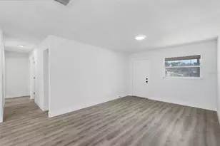 4075 38th Ave N, Saint Petersburg, FL 33713 - Photo 9