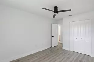 4075 38th Ave N, Saint Petersburg, FL 33713 - Photo 19