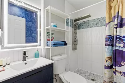 5228 Calle Menorca, Sarasota, FL 34242 - Photo 15