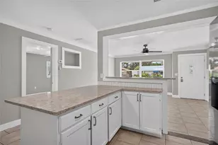 1923 Albany Dr, Clearwater, FL 33763 - Photo 11