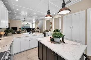 1063 Pinellas Bayway S, Saint Petersburg, FL 33715 - Photo 43