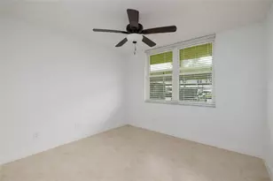 4890 Bay St NE, Saint Petersburg, FL 33703 - Photo 37