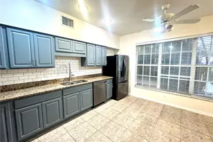 2800 Countryside Blvd, Clearwater, FL 33761 - Photo 5