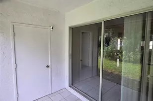 7249 Parkside Villas Dr N, Saint Petersburg, FL 33709 - Photo 35