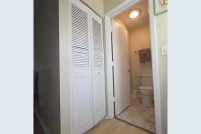 7249 Parkside Villas Drive N, Saint Petersburg, FL 33709 - Photo 27