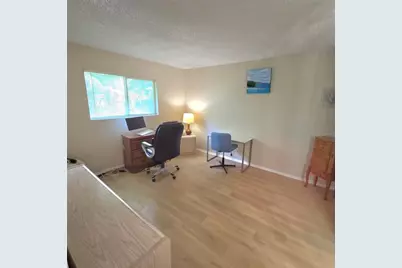 7249 Parkside Villas Drive N, Saint Petersburg, FL 33709 - Photo 25