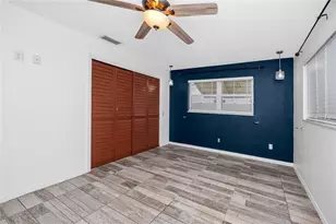 1744 Harbor Cir E, Largo, FL 33770 - Photo 19