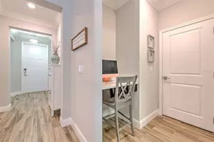 911 Seagrape Dr, Ruskin, FL 33570 - Photo 13