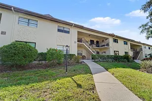 1702 Seascape Cir, Tarpon Springs, FL 34689 - Photo 1