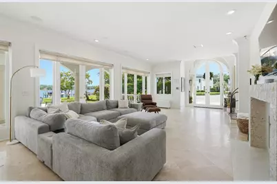 11104 Winthrop Way, Tampa, FL 33612 - Photo 11