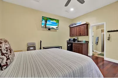 302 Belle Terre Avenue, Temple Terrace, FL 33617 - Photo 35
