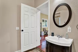 302 Belle Terre Ave, Temple Terrace, FL 33617 - Photo 37