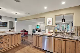 302 Belle Terre Ave, Temple Terrace, FL 33617 - Photo 11
