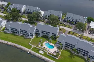 817 B Bahia Del Sol Dr, Ruskin, FL 33570 - Photo 31