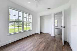 2122 52nd Ave N, Saint Petersburg, FL 33714 - Photo 35