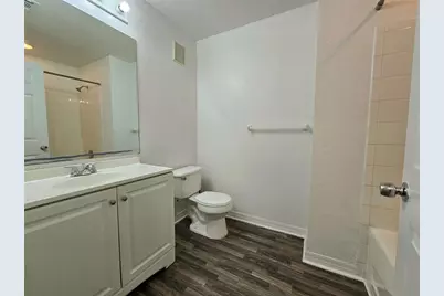 18001 Richmond Place Drive #132, Tampa, FL 33647 - Photo 11