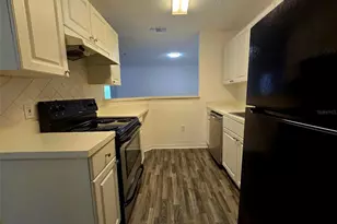 18001 Richmond Pl Dr, Tampa, FL 33647 - Photo 7