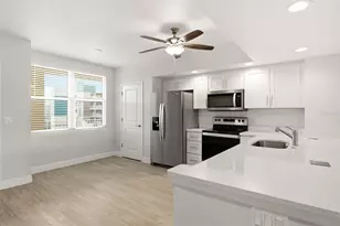 960 Starkey Rd, Largo, FL 33771 - Photo 17