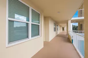960 Starkey Rd, Largo, FL 33771 - Photo 5