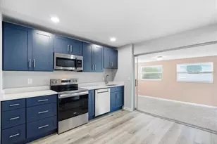 14023 94th Pl, Seminole, FL 33776 - Photo 11