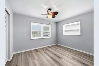 14023 94th Place, Seminole, FL 33776 - Photo 15