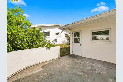 14023 94th Place, Seminole, FL 33776 - Photo 37