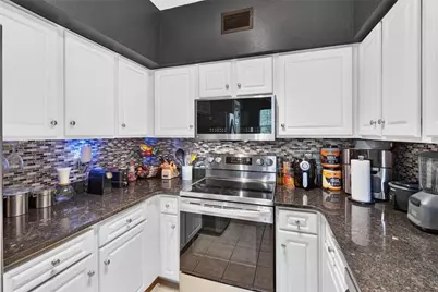 2010 E Palm Avenue #14318, Tampa, FL 33605 - Photo 9